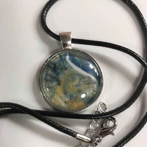 Handmade paint pour necklace blue and gold ocean vibes - Picture 1 of 2